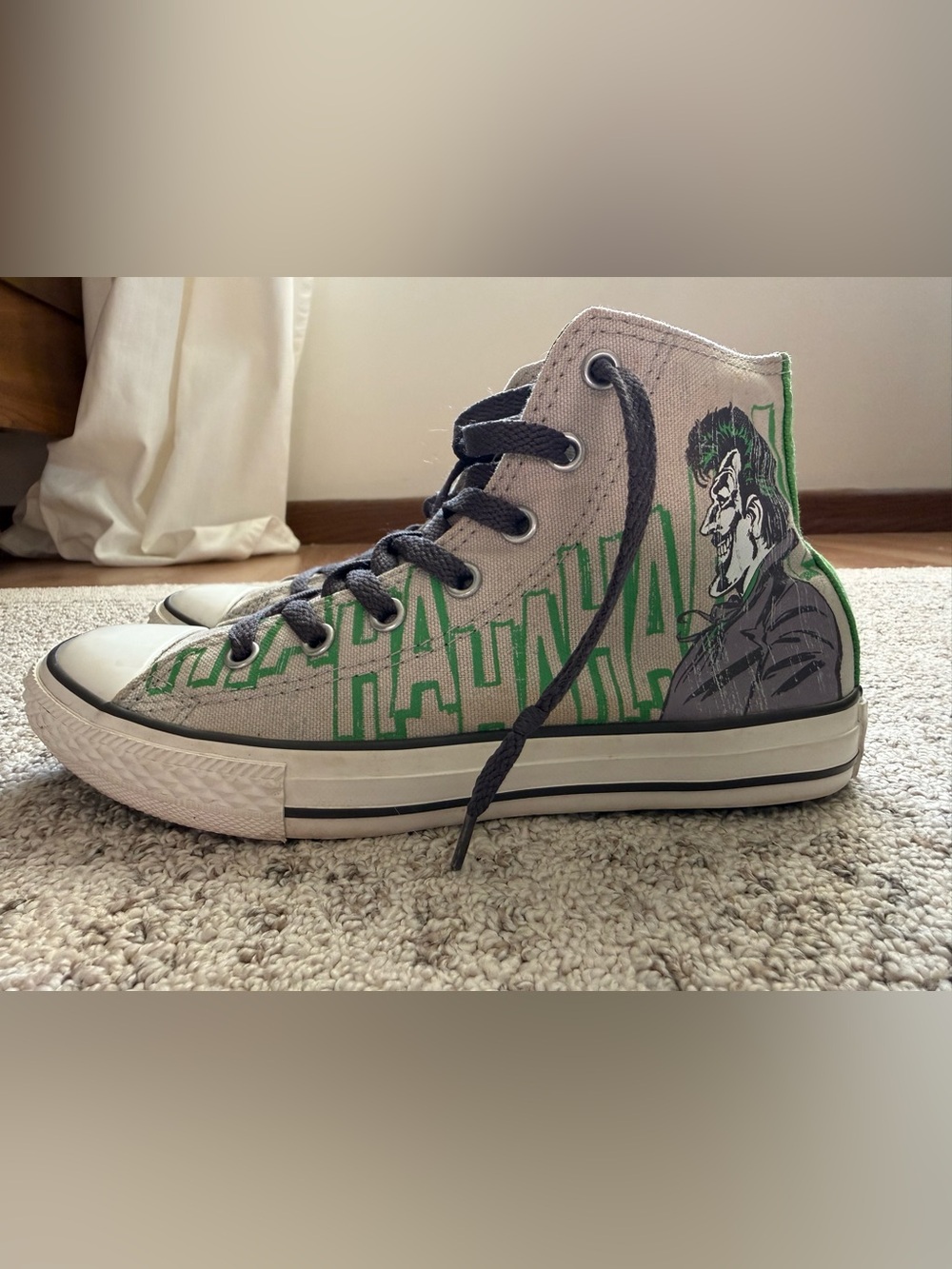 Converse All Star High Top “Batman and Joker” Sneaker Sz 3
